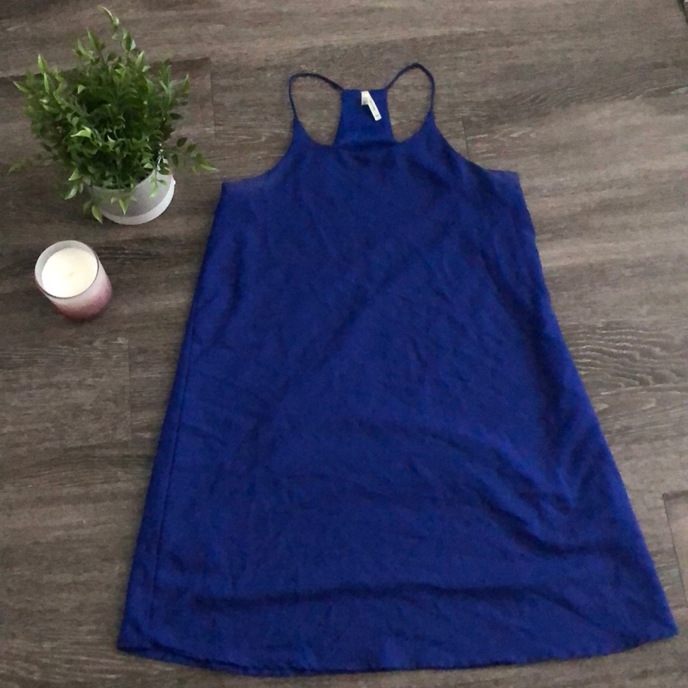 Loose royal blue dress